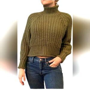 H&M knit cropped top